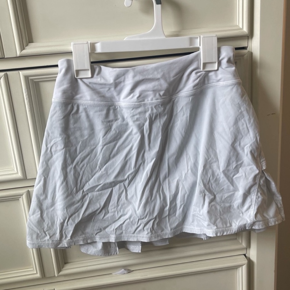 Lululemon pink and white skirts